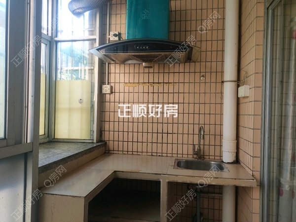 厨房