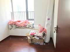 次卧