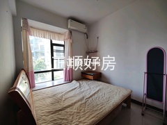 主卧
