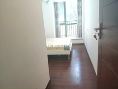 次卧