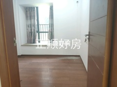 次卧