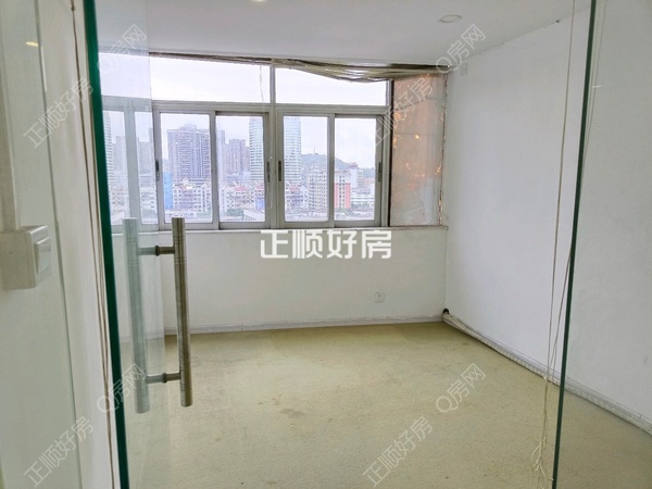 客厅