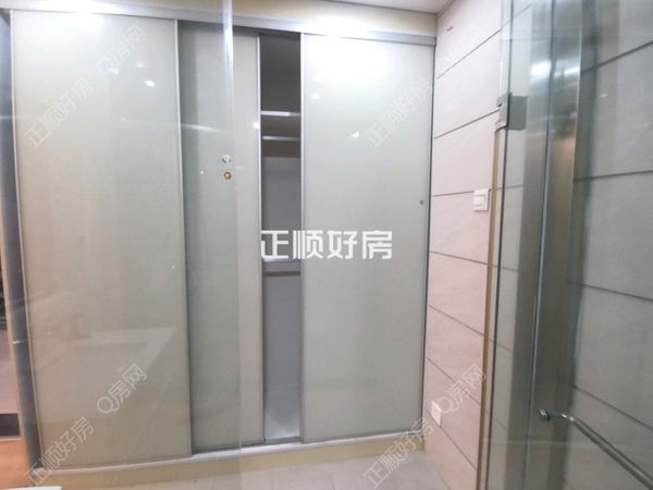 衣帽间