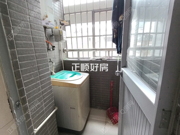 客厅
