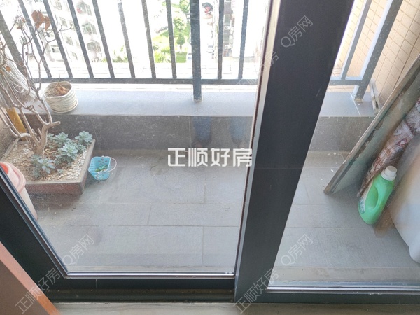 客厅