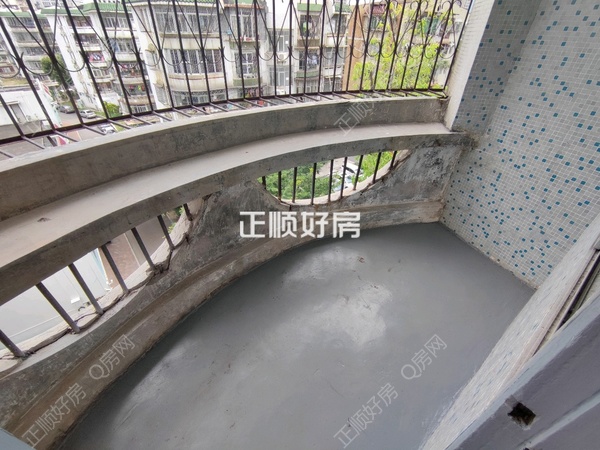 客厅