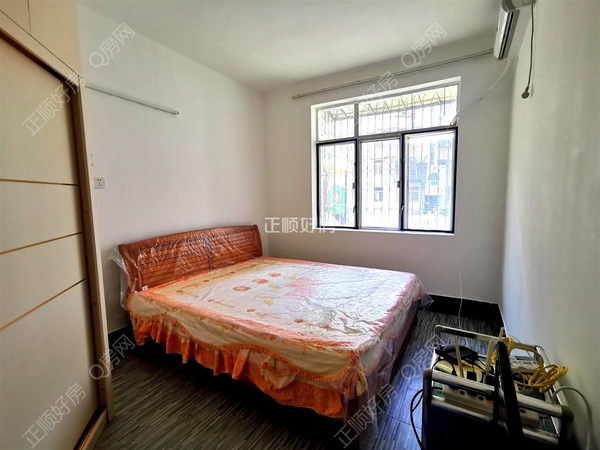s100DA74CC713410B8E07191961C7BF5A.jpg