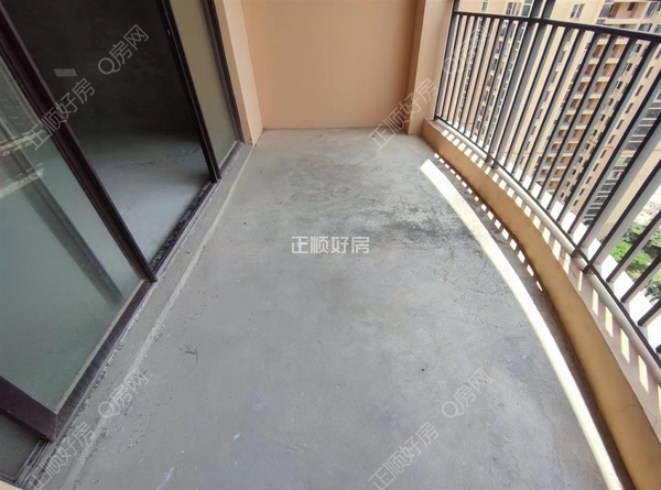 s1323C4D94CF24CD38C0439E55C93C83B.jpg