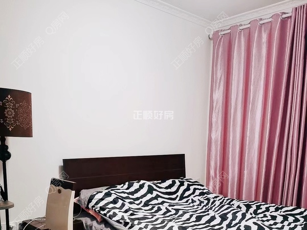 s59537DE6AF4C447488EC1A06074D24B4.jpg