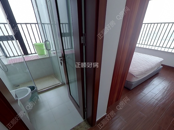 s6B9BADE41BE04E61BBE3E6655BD2EC31.jpg