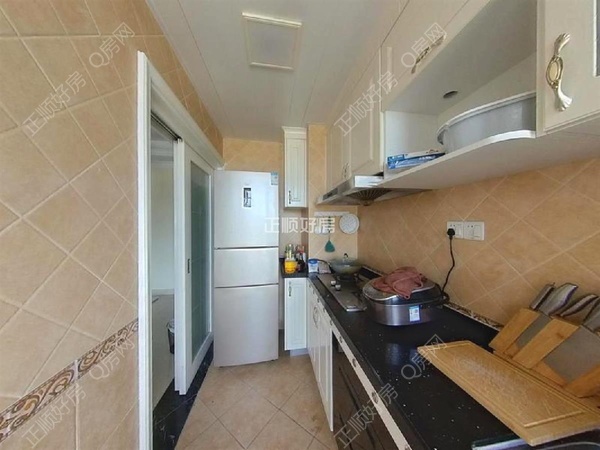 s8116963EDED649AD93411EB4AC0AB5CE.jpg
