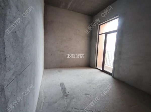 s92E255679F714A67B3A123C92E90AEA2.jpg