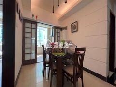 sBC00DE2BD59F497A904287342064098E.jpg