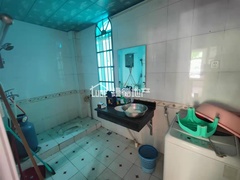 sDC5F2B18FF914B95BDD73AB036DB62D9.jpg