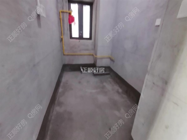 sE57BAFAE304441B390E560E916212FEB.jpg