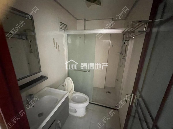 sEBB4B399416F483BB104386AC0A9DD39.jpg