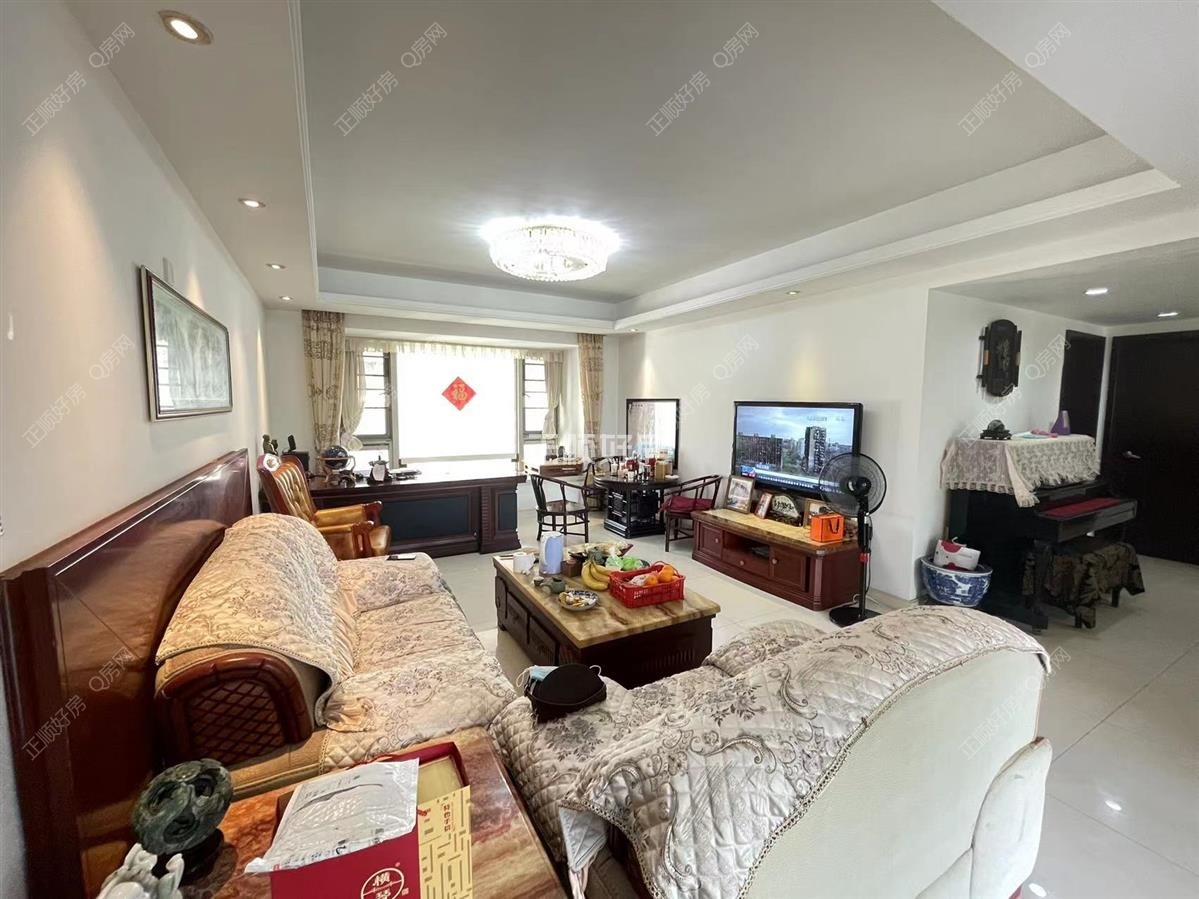 格力广场一期 4房2厅3卫 精装 195.00平