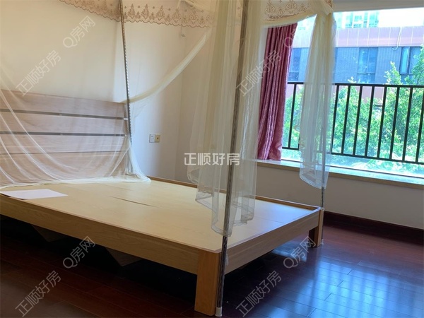 sF50E762C1D4A445F8589B3B3B59617E5.jpg