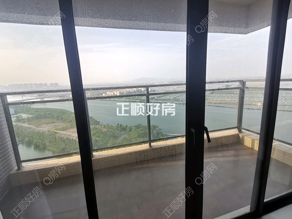客厅