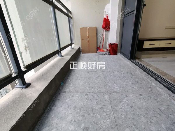 客厅