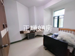 次卧