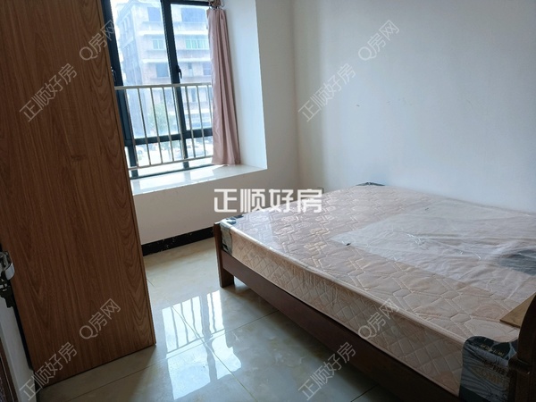 次卧
