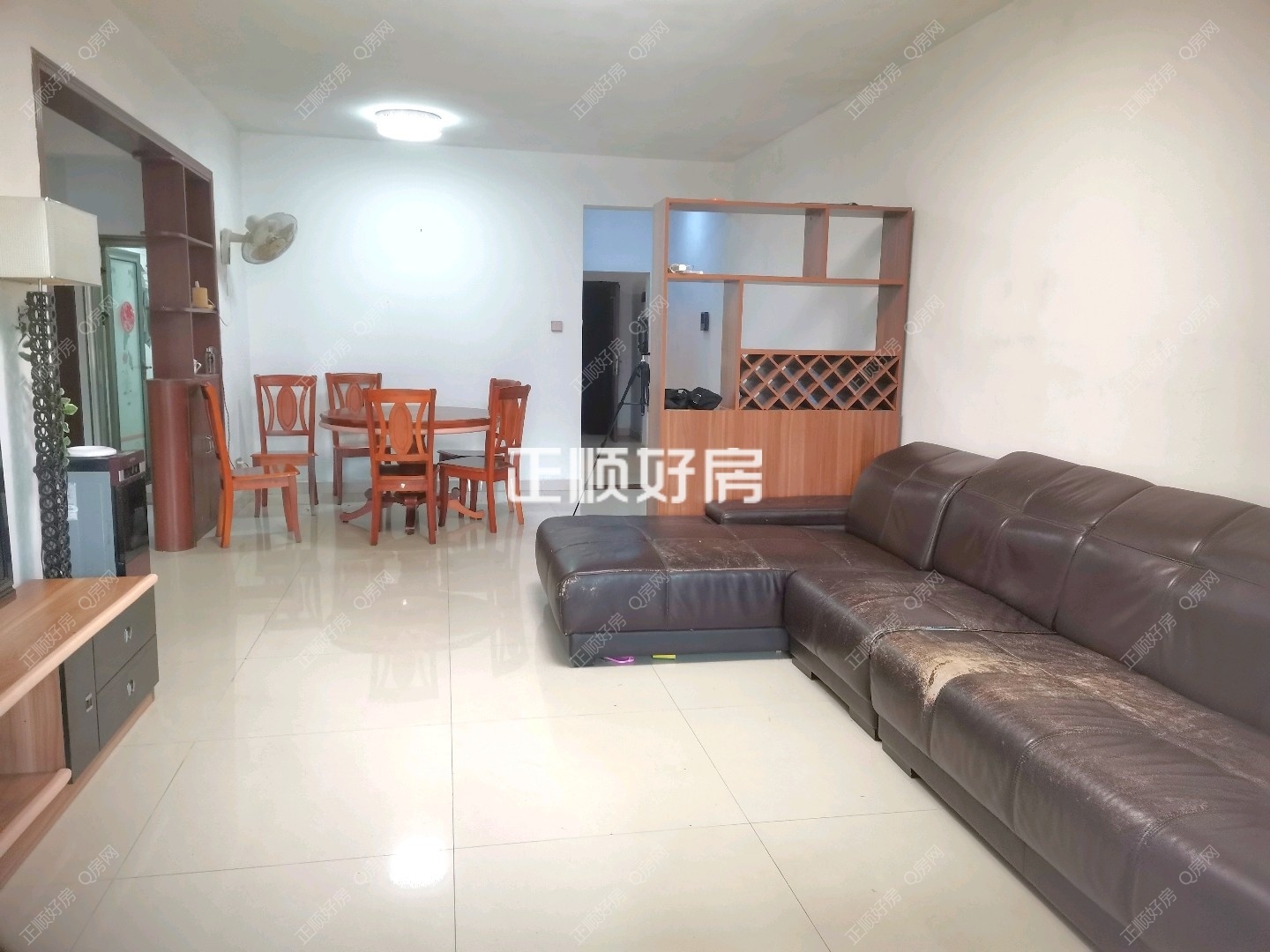 业主诚心卖，看房方便，送20平米平台