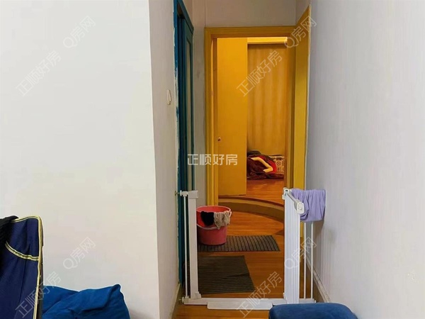 s12530C54813844199BDA61D4C43DBBE0.jpg