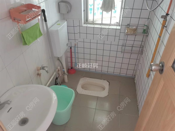 s21453A37706345159647D0B45669DCA9.jpg