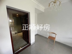 sB41809BA0CBC43C3885A5A392BB16B9F.jpg