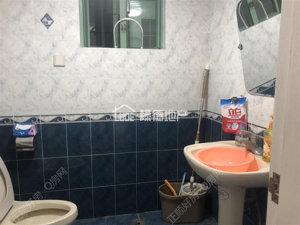 sC6C08A0C4CDD4DAC812E126C4C3F5C52.jpeg