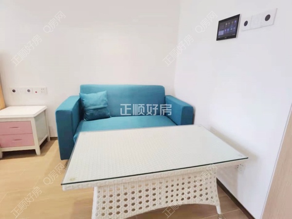 sD780405FFF7040F2A704CB4C4A497490.jpg