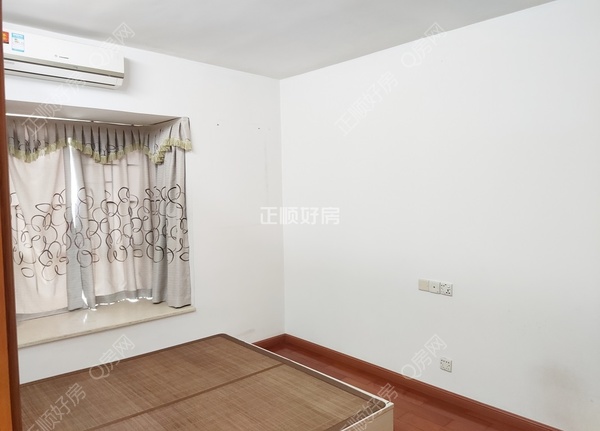 sD9359A36316F4ADA86C98C9A96ED768B.jpg