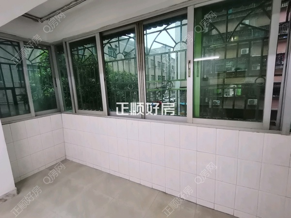 客厅