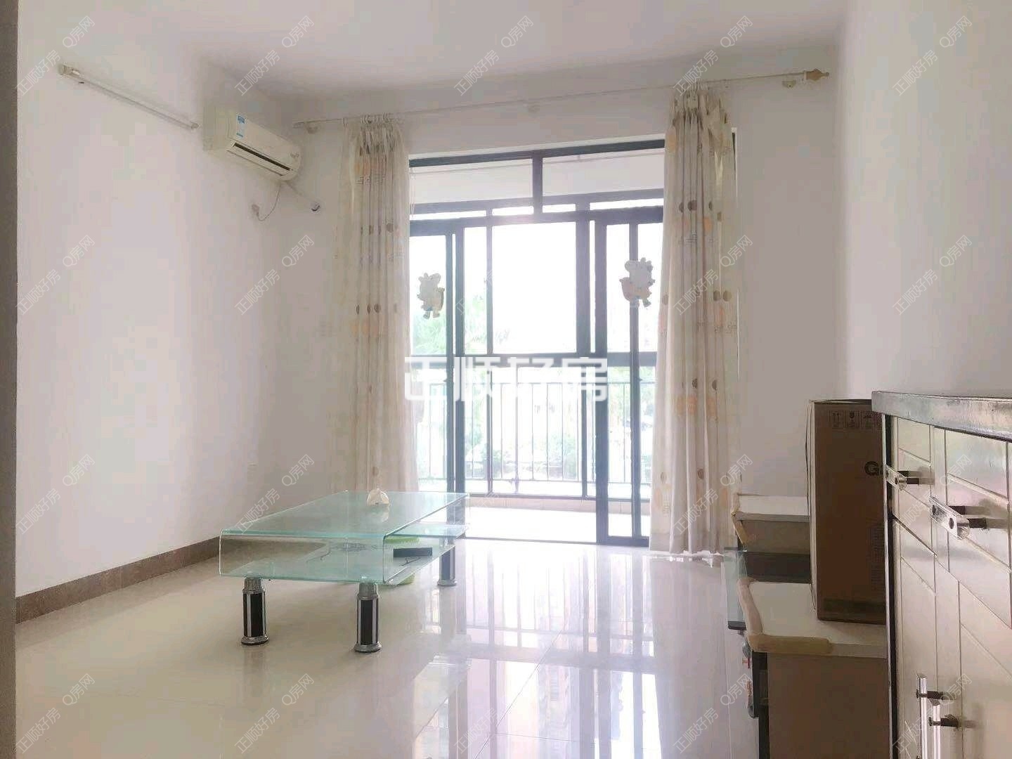 斗门湖心路 湖星水岸一期 中间楼层 50平米 一房一厅出售