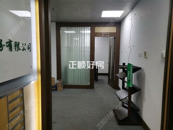 客厅