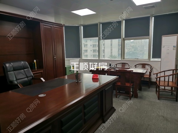 客厅