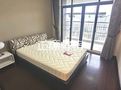 次卧