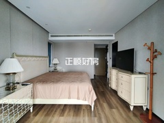 主卧
