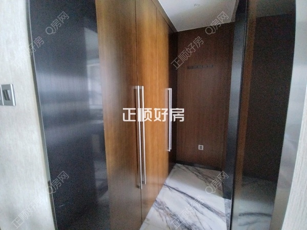 衣帽间