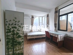 次卧