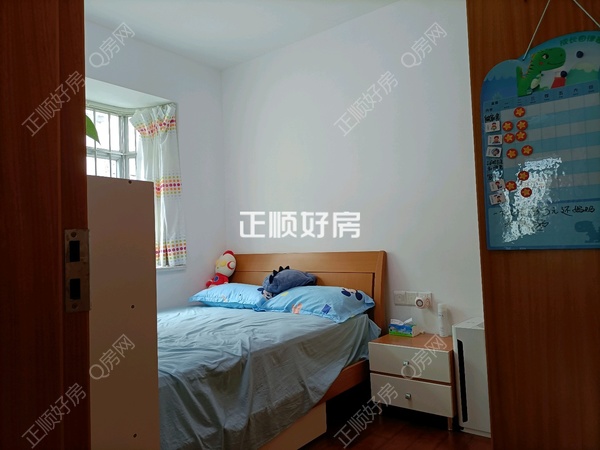 次卧