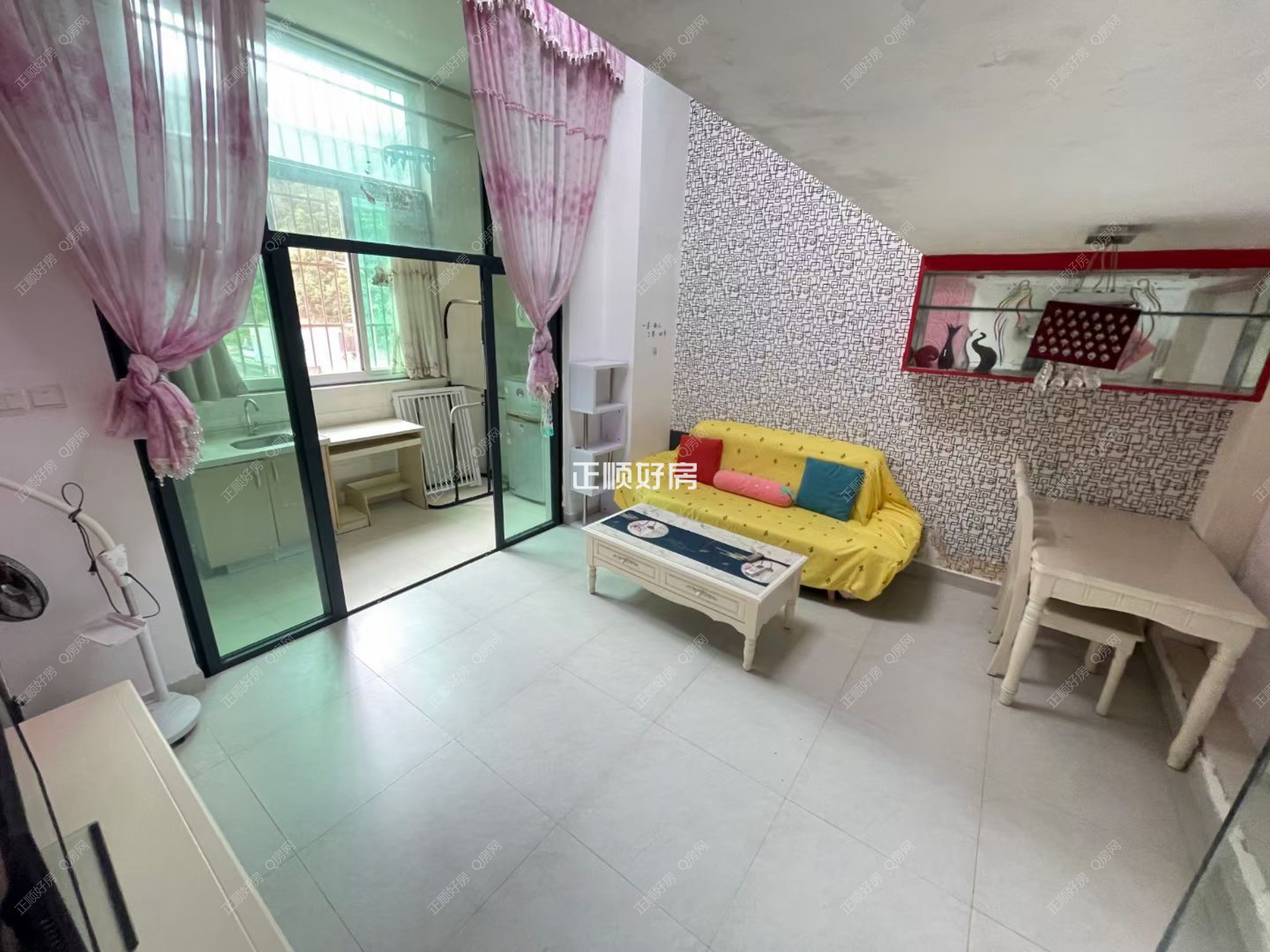 星晴公寓单身公寓出售，业主诚心卖，小投资 大回报。