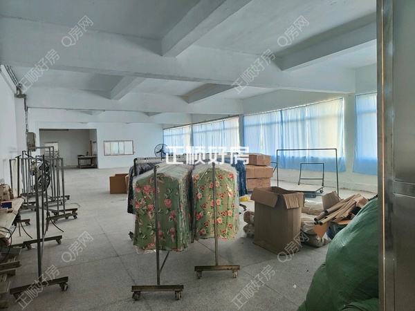 客厅