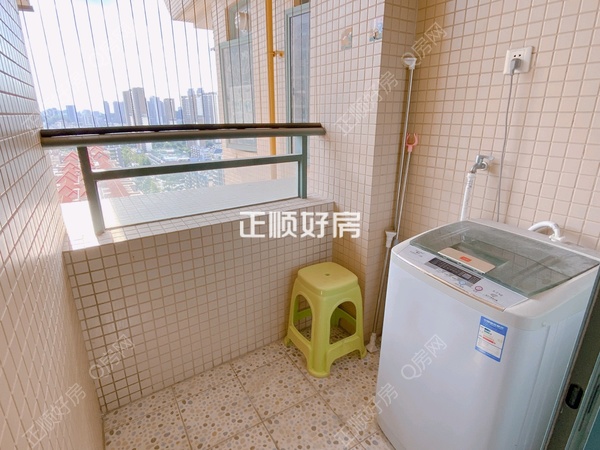 客厅