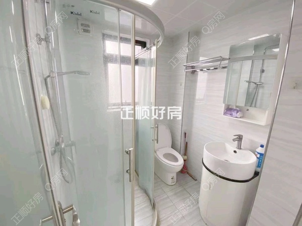 客厅