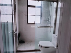 s12D2DCFAF4F64E44B51E753405F3A65A.jpg