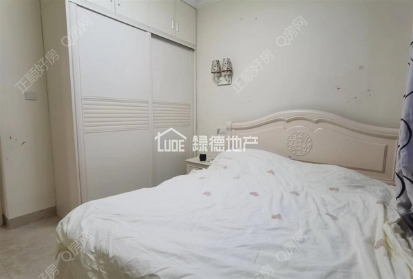s137124B61ED34D2E857FCFBD7E2C3CFA.jpg