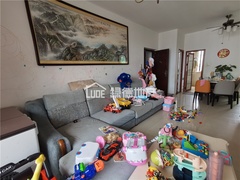 house_img