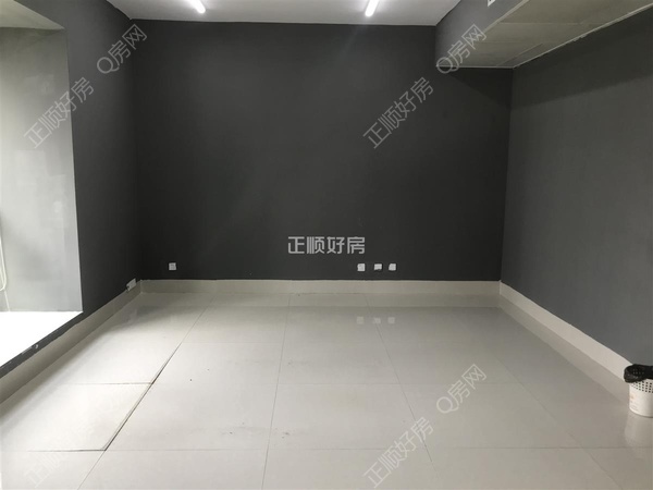 s256731615C744AFA8A805FF293566D91.jpeg